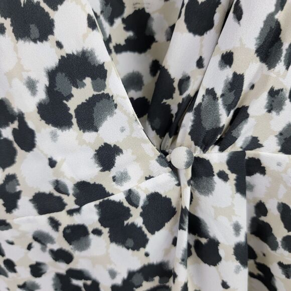 CAbi Blouse Womens Small Office Siren Ruched Sleeves Peplum V Neck Leopard Wrap - Picture 5 of 14
